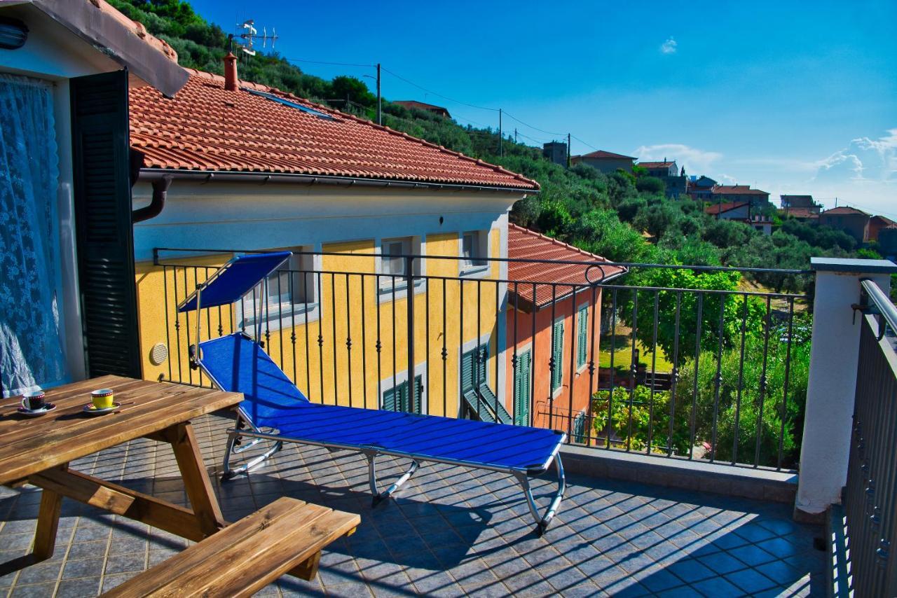 Casa Di Claudia Apartamento Arnasco Exterior foto
