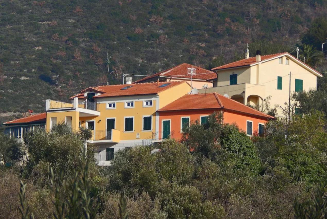Casa Di Claudia Apartamento Arnasco Exterior foto